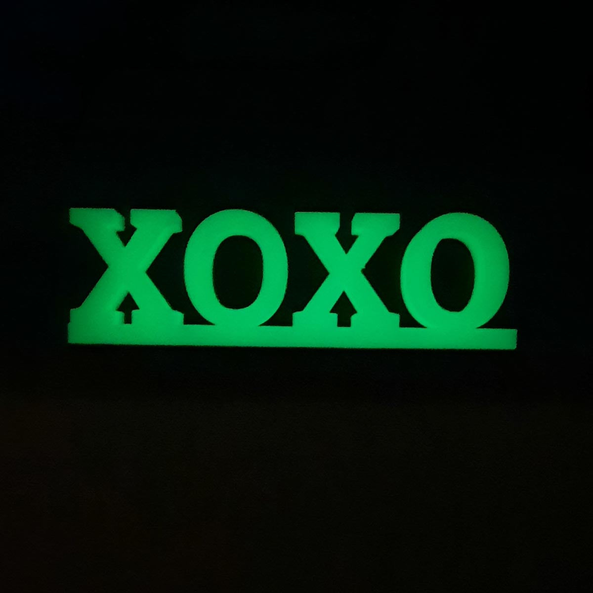 Glow In The Dark XOXO Table Stand 6" X 2"
