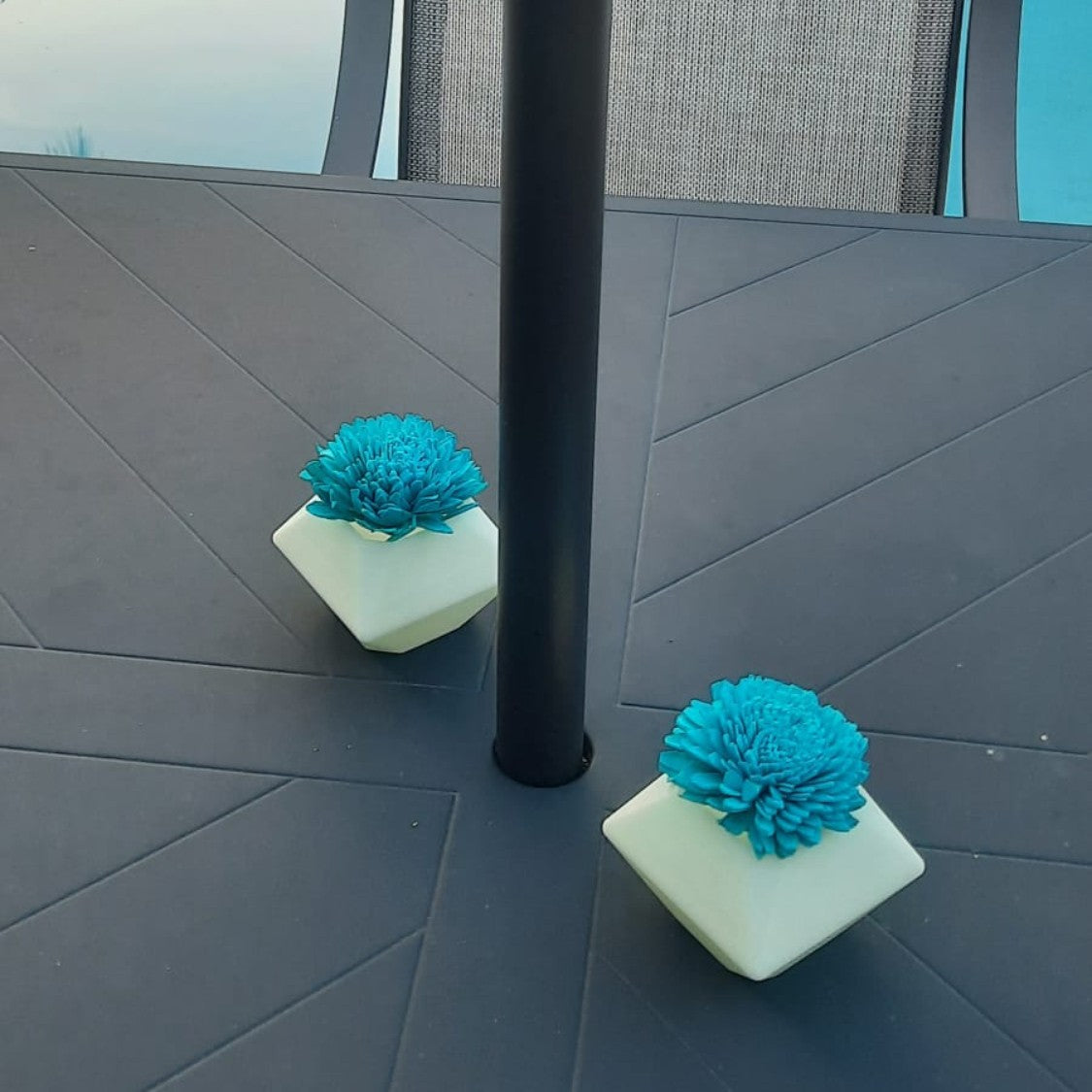 Glow In The Dark Set Of 2 Octagon Shape Table Vases