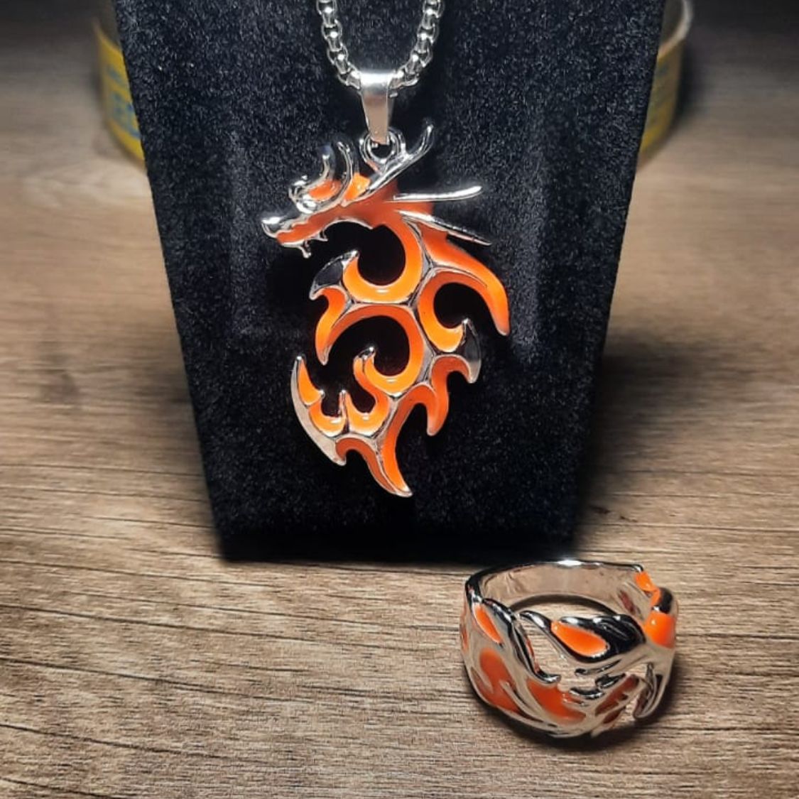 Unisex 2 Piece Glow In The Dark Dragon Necklace Pendant And Ring