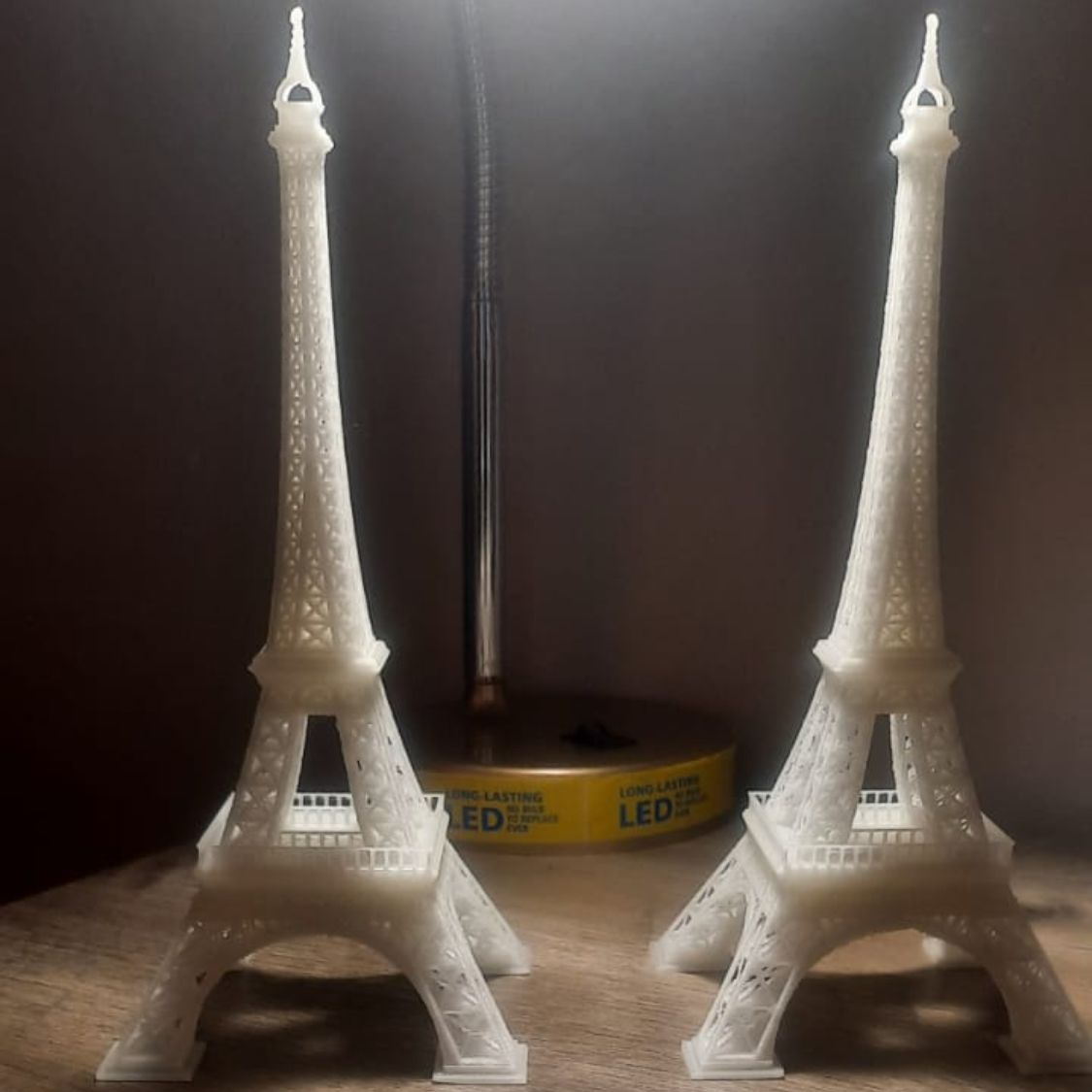 Showpiece Glow In The Dark Eiffel Tower Set Of 2